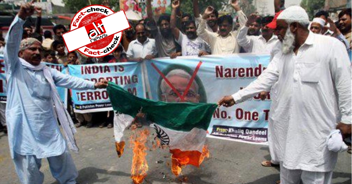 Old image from Pakistan shared as Shaheen Bagh protesters burning Indian flag - Alt News