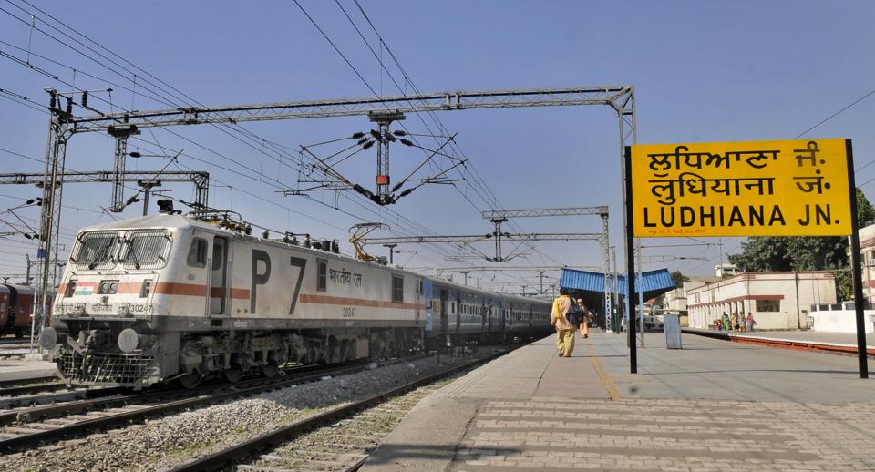 Ludhiana: Migrants stranded ahead of Chhath Puja as train services yet to resume in Punjab