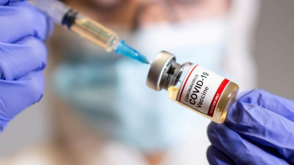 Covid-19: Hospitals race to set vaccine priorities for healthcare workers