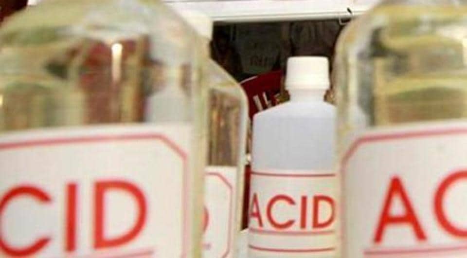 Man attacks wife and minor daughter with acid in Kerala