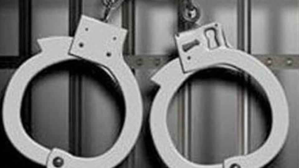 Illegal Bangladeshi immigration racket busted; Mumbra-based agent among 8 arrested