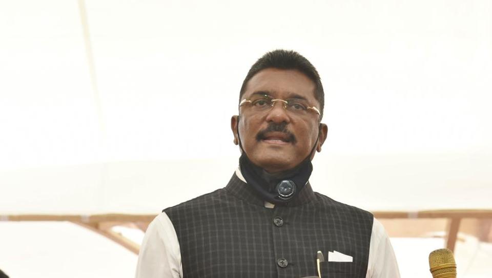 Maharashtra: ED questions Shiv Sena MLA Sarnaik in money laundering case for six hours