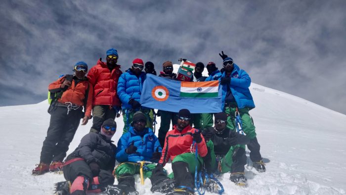 17 air warriors successfully scale Mount Kun in Ladhak