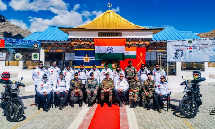 Himalayan Heights Expedition flagged off from Leh
