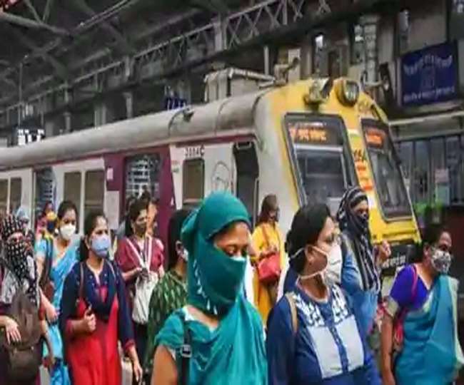 रेलवे ने मुंबई की लोकल ट्रेनों के लिए महिलाओं की यात्रा के लिए जारी किया नया आदेश
