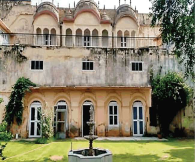 हरियाणा की राजनीति के केंद्र रहे परिवार में चरम पर पहुंचा विवाद, दरकने लगीं रामपुरा हाउस की दीवारें