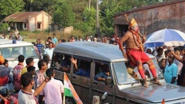 Fact Check: Truth behind photos of man dressed as Hanuman shared as BJP candidate from Bengal