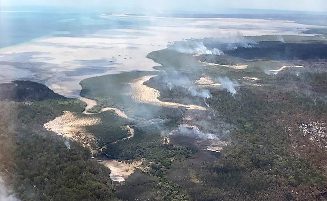 Australia Bush Fire Rips Through Heritage-Listed Island