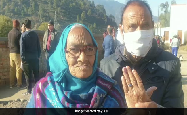 100-Year-Old Woman Braves Cold To Vote In J&K Local Elections