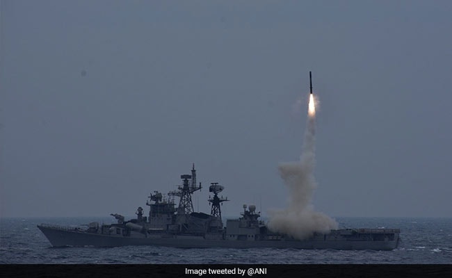 भारत ने ब्रह्मोस मिसाइल के एंटी शिप वर्जन का किया सफल परीक्षण