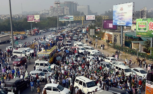Delhi Traffic Police Suggests Alternative Routes To Enter, Exit City Amid Farmers Protest
