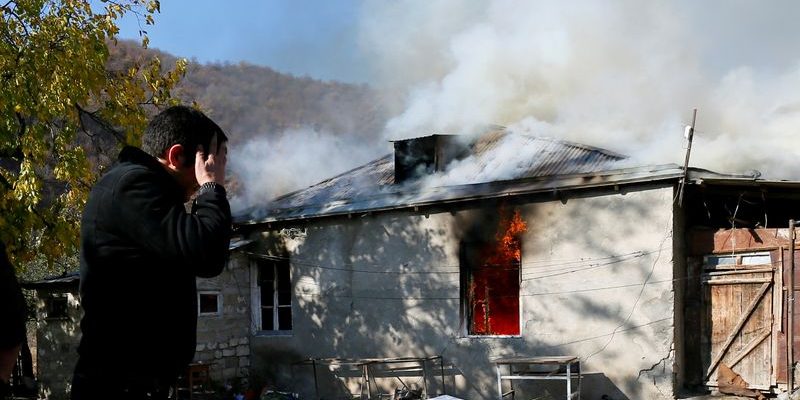 Ethnic Armenians Set Fire to Homes Before Handing Over Village to Azerbaijan