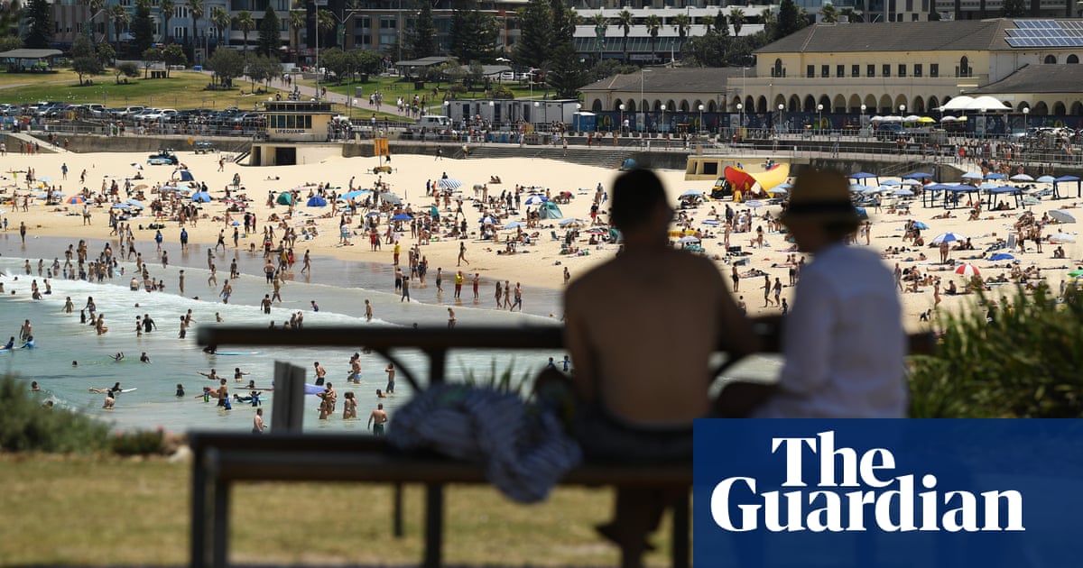 Sydney swelters through hottest November night on record ahead of another 40C day