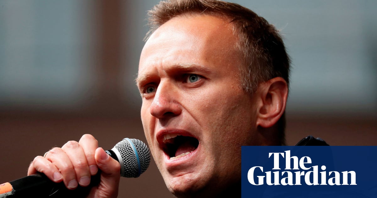 Russian FSB hit squad poisoned Alexei Navalny, report says