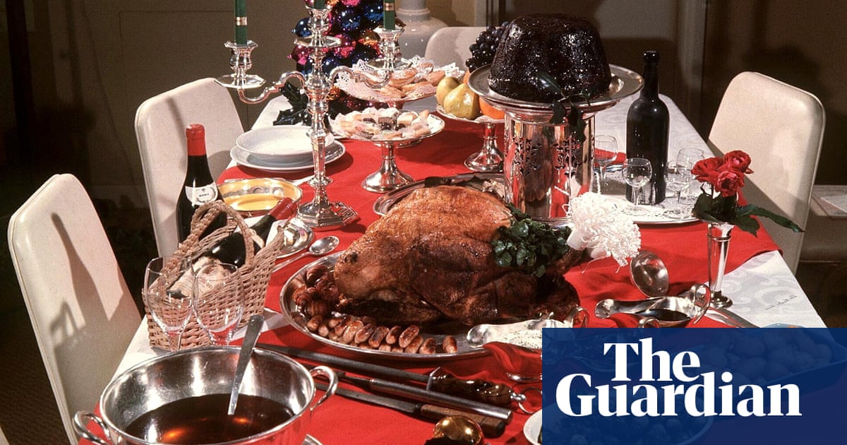 Britons urged not to spurn large Christmas turkeys amid Covid slump