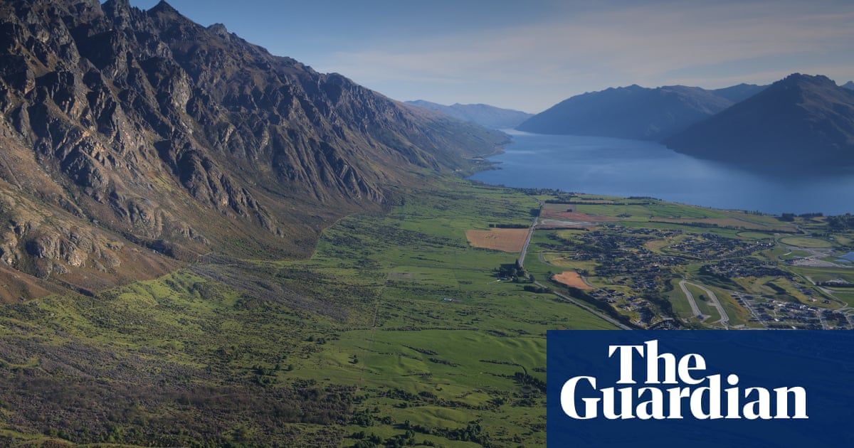 New Zealand couple shuns developers to give 900 hectares of land to nation