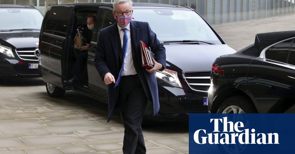 Gove heads to Brussels to thrash out deal on post-Brexit Northern Ireland checks