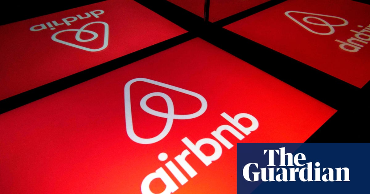 Airbnb raises share pricing range before IPO on Thursday