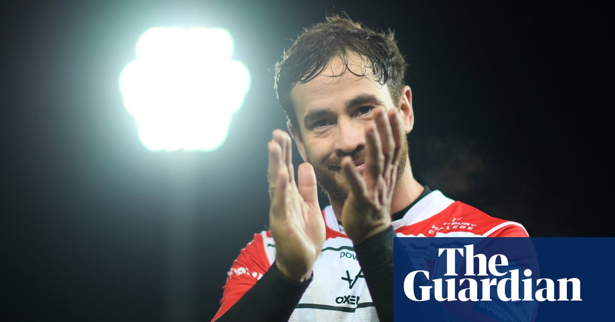 Danny Cipriani makes abrupt exit from Gloucester as Adam Hastings arrives