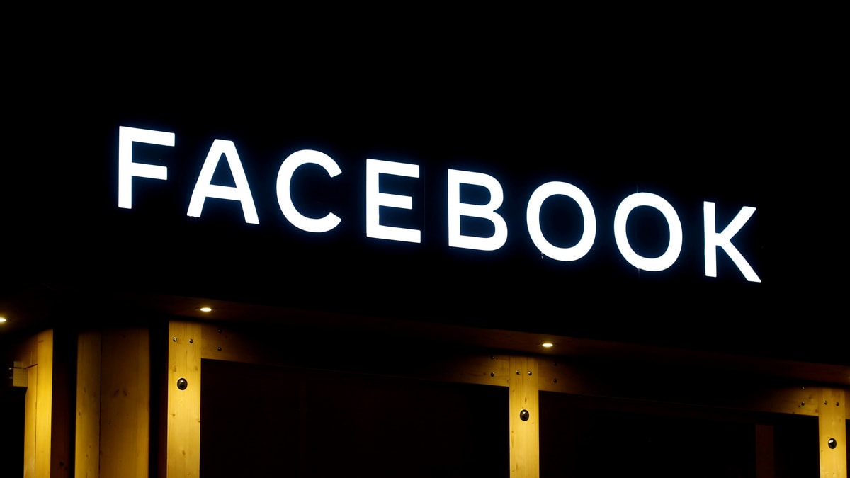 Facebook Risks Instagram-WhatsApp Breakup in Antitrust Case