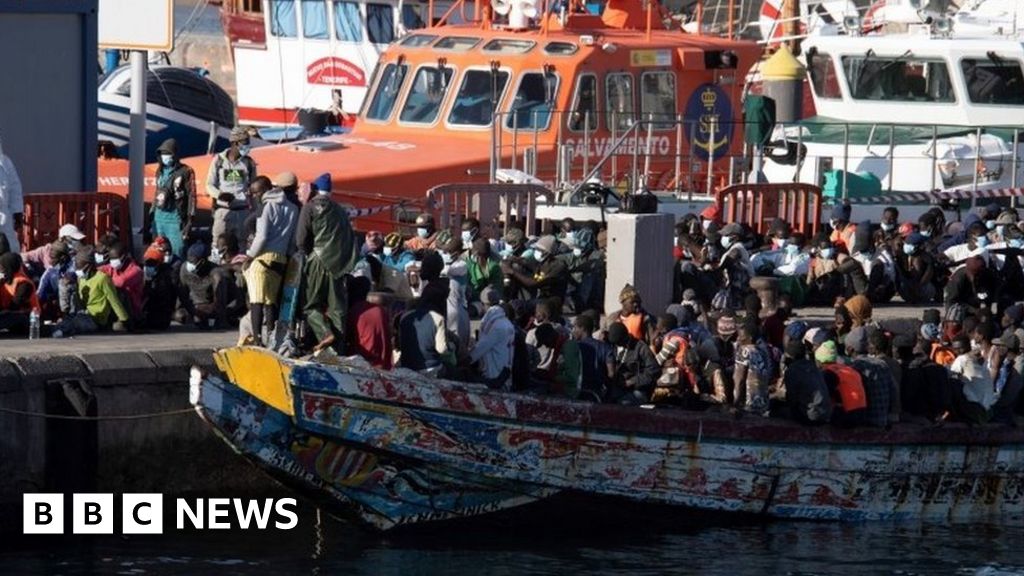 Canary Islands to provide emergency shelter for 7,000 migrants