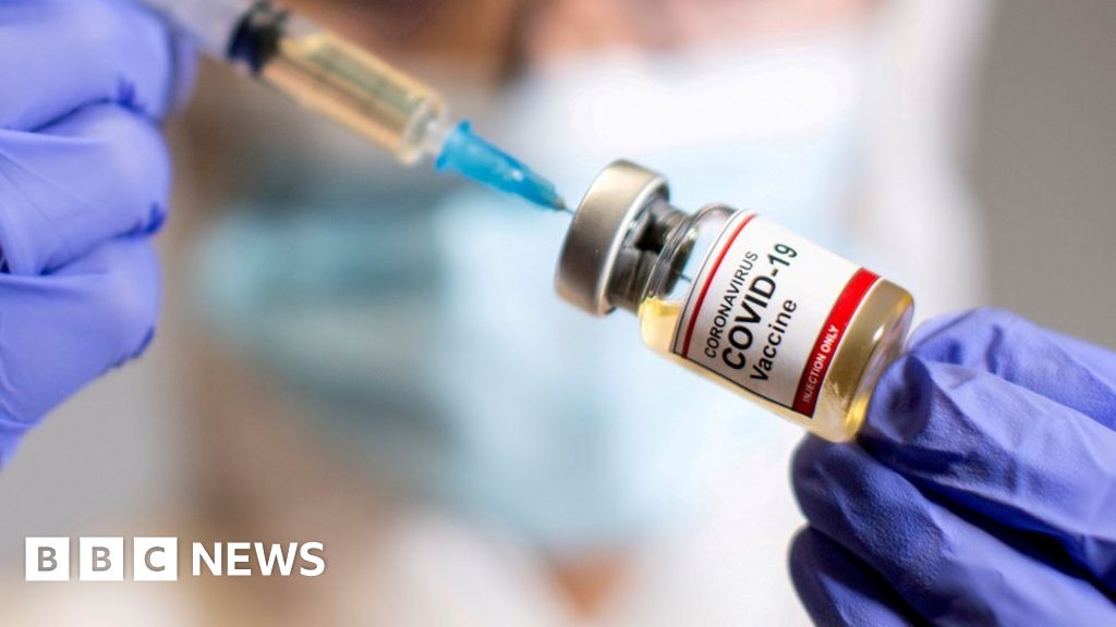 Covid: Are countries under pressure to approve a vaccine?