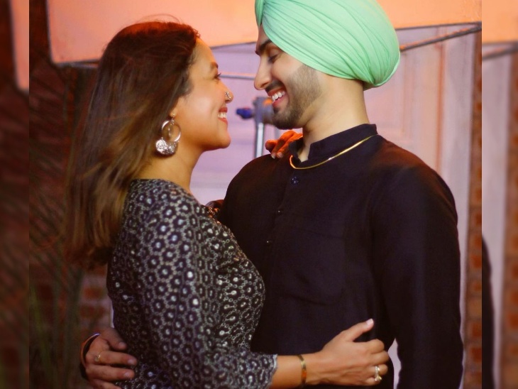 शादी की खबरों के बीच नेहा कक्कड़ ने रोहन प्रीत के साथ शेयर की पहली नजर के प्यार की तस्वीर, सिंगर की डायमंड रिंग ने खींचा हर किसी का ध्यान