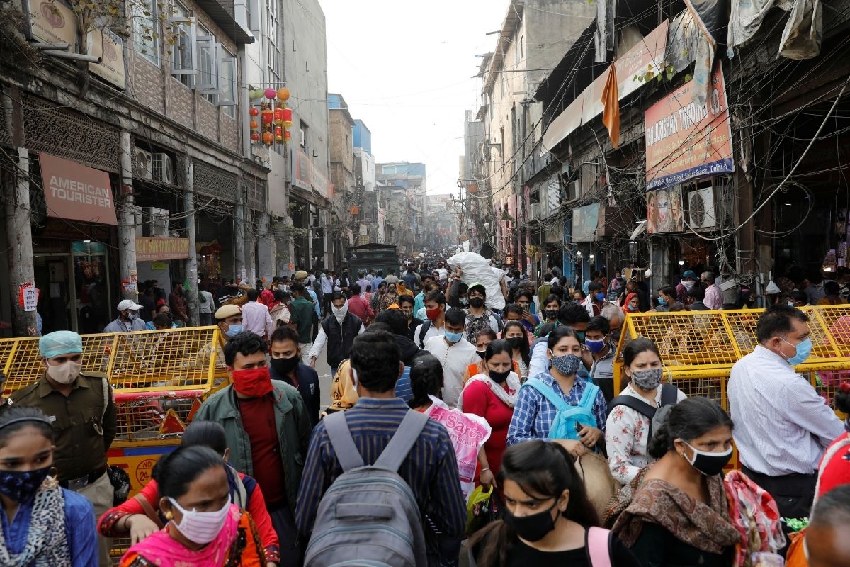 Delhi Markets May Shut Soon as Kejriwal Plans to Send Relock Proposal to Centre Amid Surging Virus Cases
