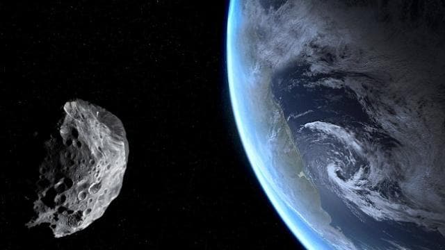 बाल-बाल बच गई पृथ्वी: धरती के नजदीक से गुजरा बस के आकार का Aesteroid, नासा तक को नहीं लगी भनक