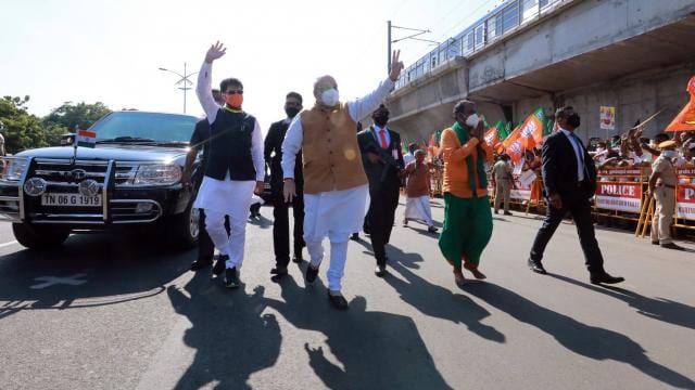 बिहार के बाद दक्षिण पर नजरें? प्रोटोकॉल की परवाह किए बिना समर्थकों के साथ चेन्नई की सड़क पर उतरे अमित शाह
