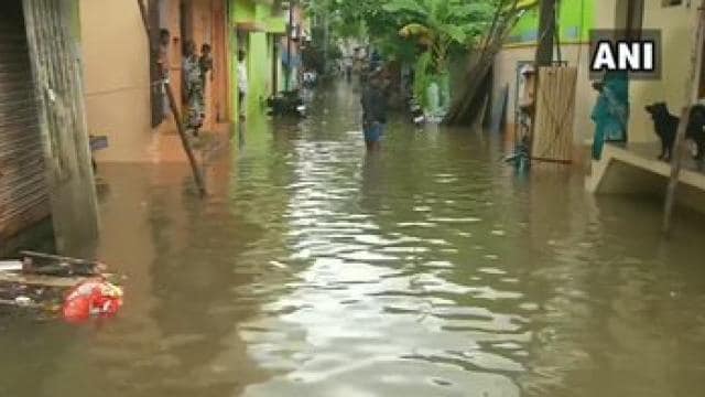 तमिलनाडु और पुडुचेरी में तूफान 'निवार' ने कितनी मचाई तबाही? मौत-नुकसान का आंकड़ा आया सामने