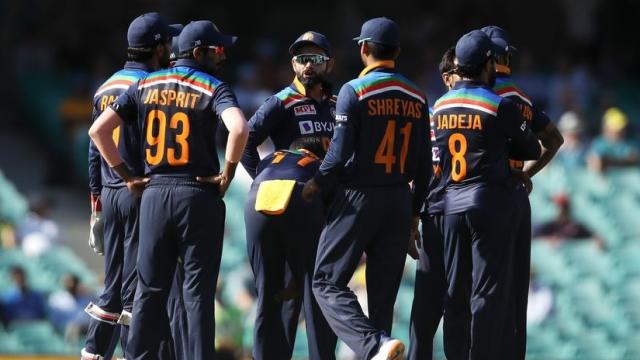 IND vs AUS: सिडनी वनडे में हार के बाद टीम इंडिया को ICC ने दिया एक और झटका, इस बात के लिए लगाया जुर्माना