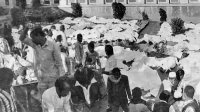 Bhopal Gas Tragedy: 36 साल बाद भी नहीं भूली जाती वो काली रात, हजारों लोगों ने गंवाई थी जान और कई हुए थे दिव्यांग