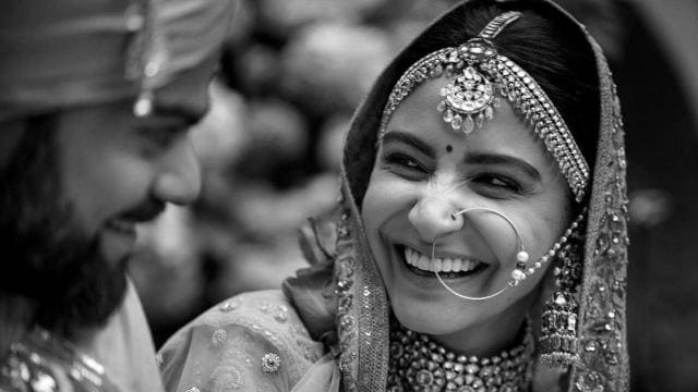 मैरिज एनिवर्सरी पर विराट कोहली ने शेयर की शादी की खूबसूरत तस्वीर, लिखा- तीन साल और जीवन भर का एक साथ