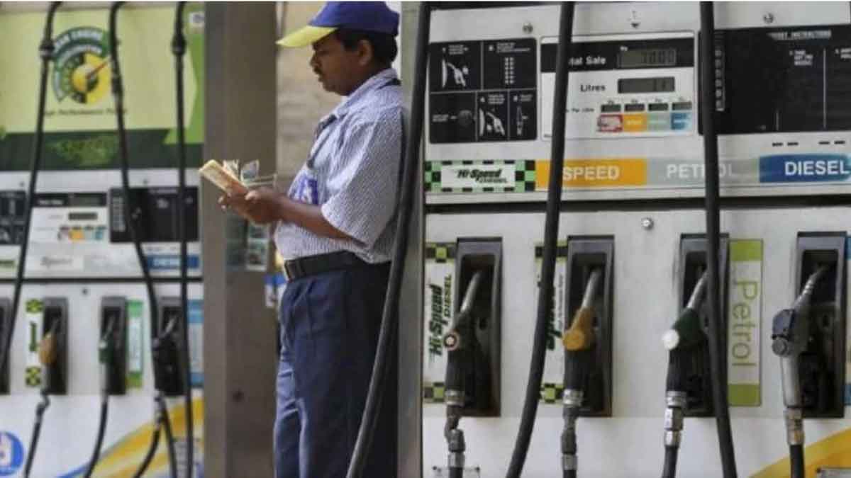Petrol Diesel Price: फिर रहे भाव ​स्थिर, जाने अपने शहर में दाम
