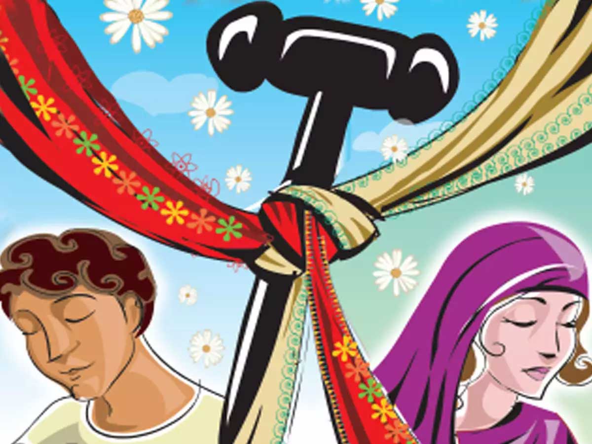 लव जिहाद पर यूपी में अध्यादेश: अंतररधार्मिक विवाह करने वालों का सवाल- आखिर व्यस्क जोड़ों के फैसलों में टांग क्यों अड़ाएगी सरकार