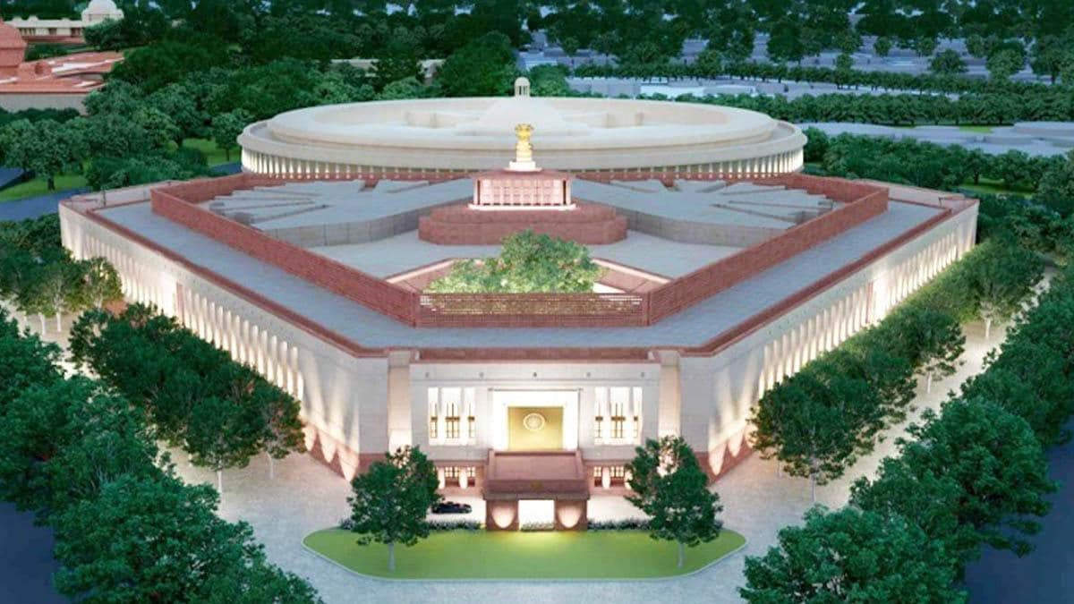 नए संसद भवन के 'भूमि पूजन' पर बवालः 'बस पूजा क्यों, सब धर्मों की प्रार्थनाएं हों'