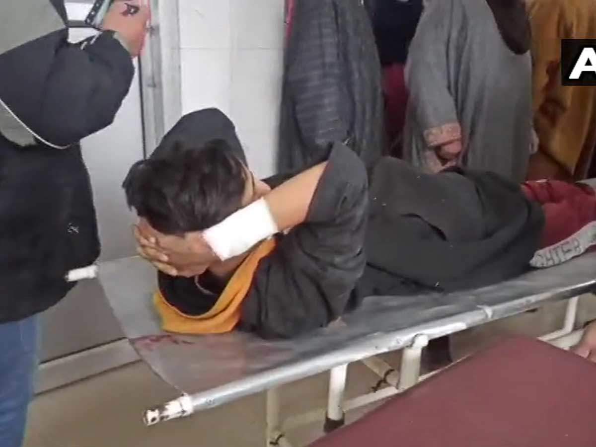 जम्मू-कश्मीर के पाटन में हुआ ग्रेनेड अटैक, तीन नागरिक घायल