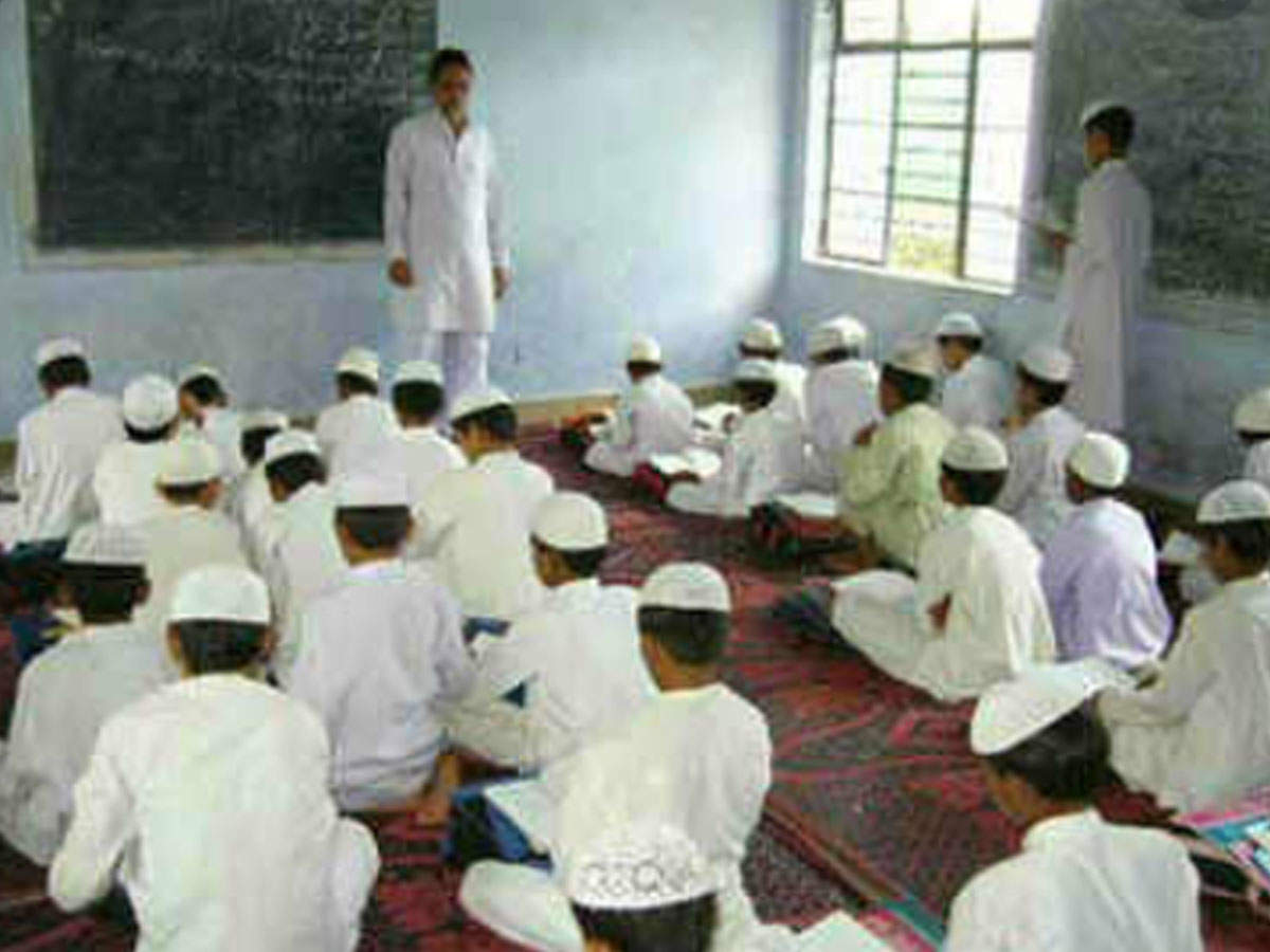 Assam News: असम में बंद होंगे सरकारी मदरसे और संस्कृत स्कूल, कैबिनेट से प्रस्ताव को मंजूरी