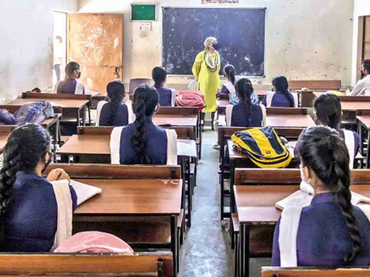 School Reopen: मध्‍य प्रदेश में इस तारीख से खुलेंगे 10वीं-12वीं के स्‍कूल, हरियाणा में पैरंट्स को नई टेंशन