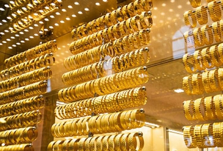 Gold Silver Price: सोने-चांदी की कीमत में आई गिरावट, जानिए कितना हुआ दाम