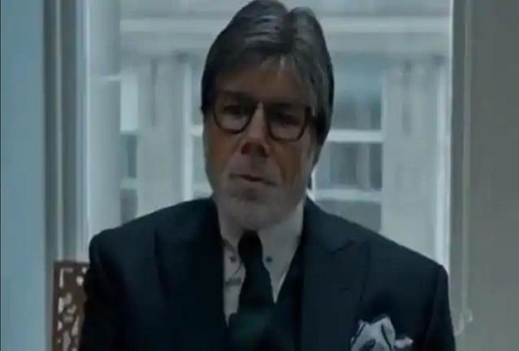 अमिताभ बच्चन के लुक में नजर आया यह धाकड़ क्रिकेटर, फैंस से पूछा- फिल्म का नाम