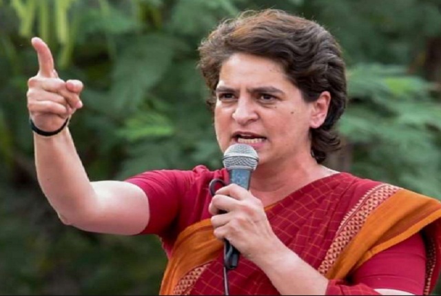 कांग्रेस महासचिव प्रियंका गांधी वाड्रा ने भाजपा पर कसा तंज, सरकार को बताया किसान विरोधी - mobile