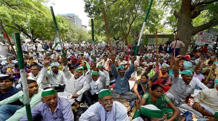 Kisan Andolan: UP के किसानों ने दी आंदोलन और तेज करने की चेतावनी - mobile