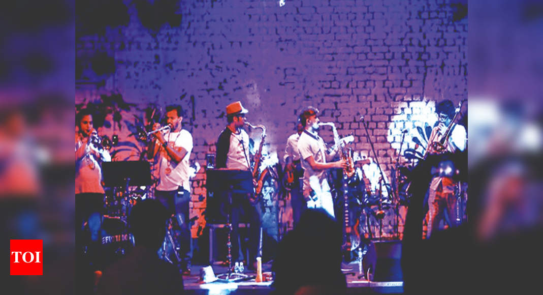 Show must go on: Live venues in Mumbai are bouncing back to life | Mumbai News - Times of India
