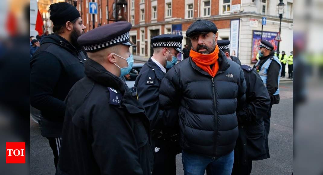 Scotland Yard makes arrest from protest in London against farm laws in India - Times of India