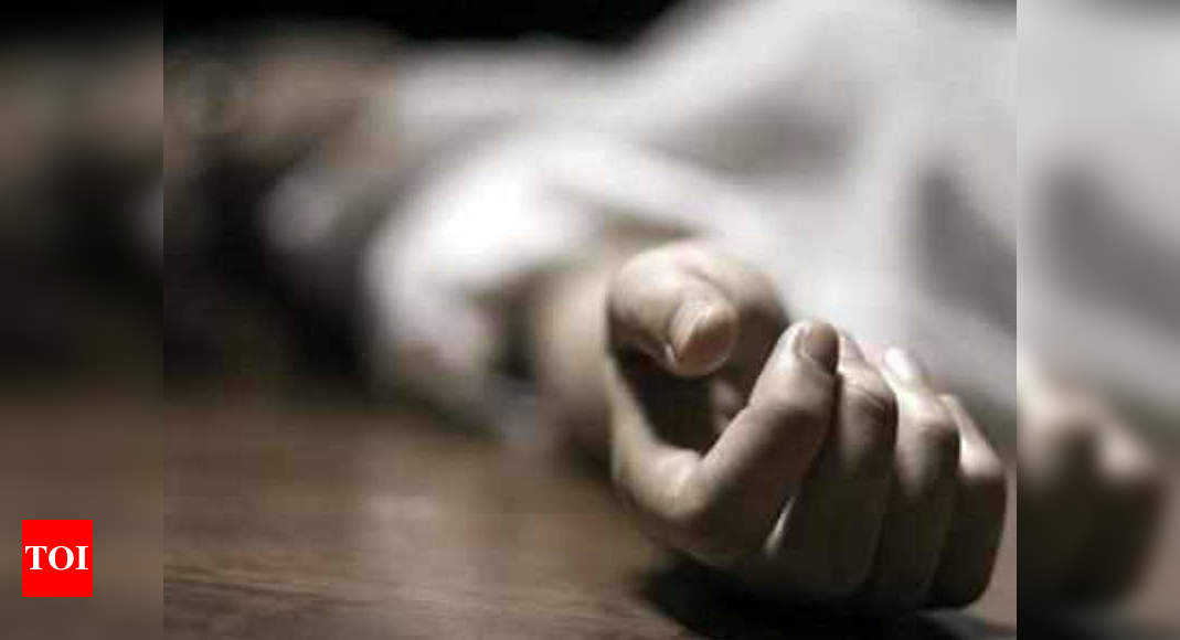 Karnataka: Girl kills herself as dad struggles to pay Rs 40,000 fees | Bengaluru News - Times of India