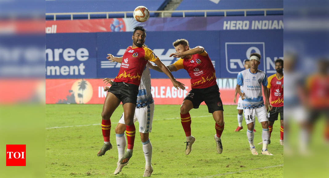 ISL: 10-man SC East Bengal hold Jamshedpur, pocket first point after three losses | Football News - Times of India