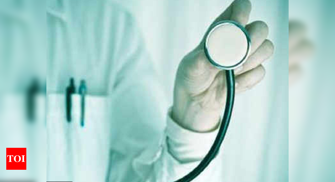 Uttar Pradesh to appoint specialists one notch above medical officers | Lucknow News - Times of India