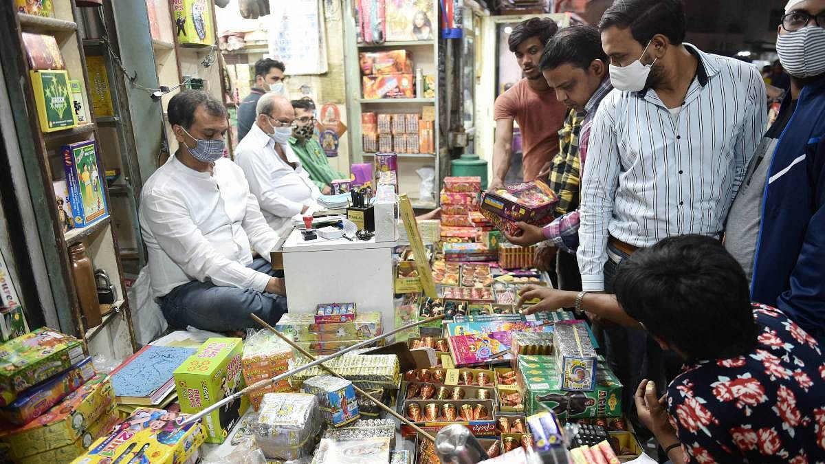NGT bans sale, use of firecrackers in Delhi-NCR from 9-30 November